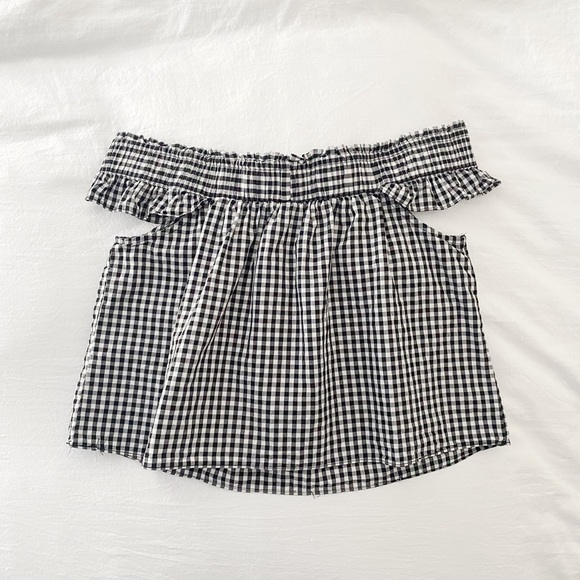 Guess Gingham Off Shoulder Top - Picture 3 of 5